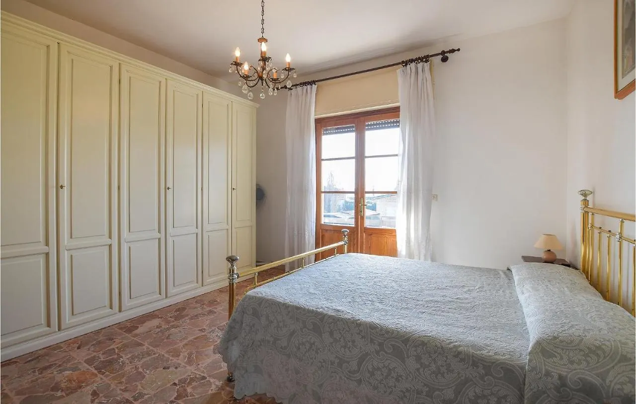 Awesome Apartment In Piano Di Mommio With Wifi
